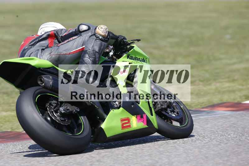 /44 09.08.2025 Plüss Moto Sport ADR/Freies Fahren/214